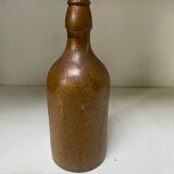 Bouteille ancienne en grès