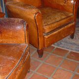 2 leather club armchairs from the 1950s
