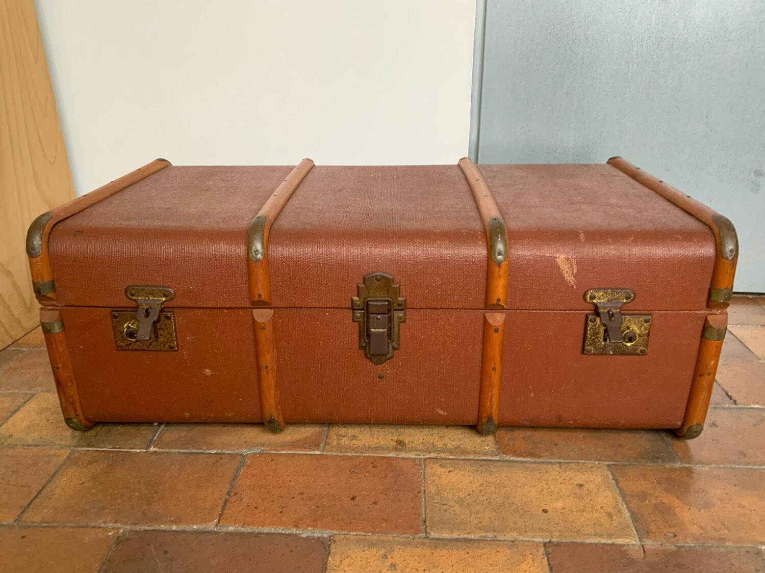 Travel trunk
