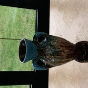 Vase amphore en barbotine, céramique émaillée de style vallauris vintage