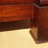 Commode ancienne en noyer massif