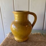 Carafe terre cuite jaune