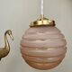 suspension globe vintage en verre dépoli rose