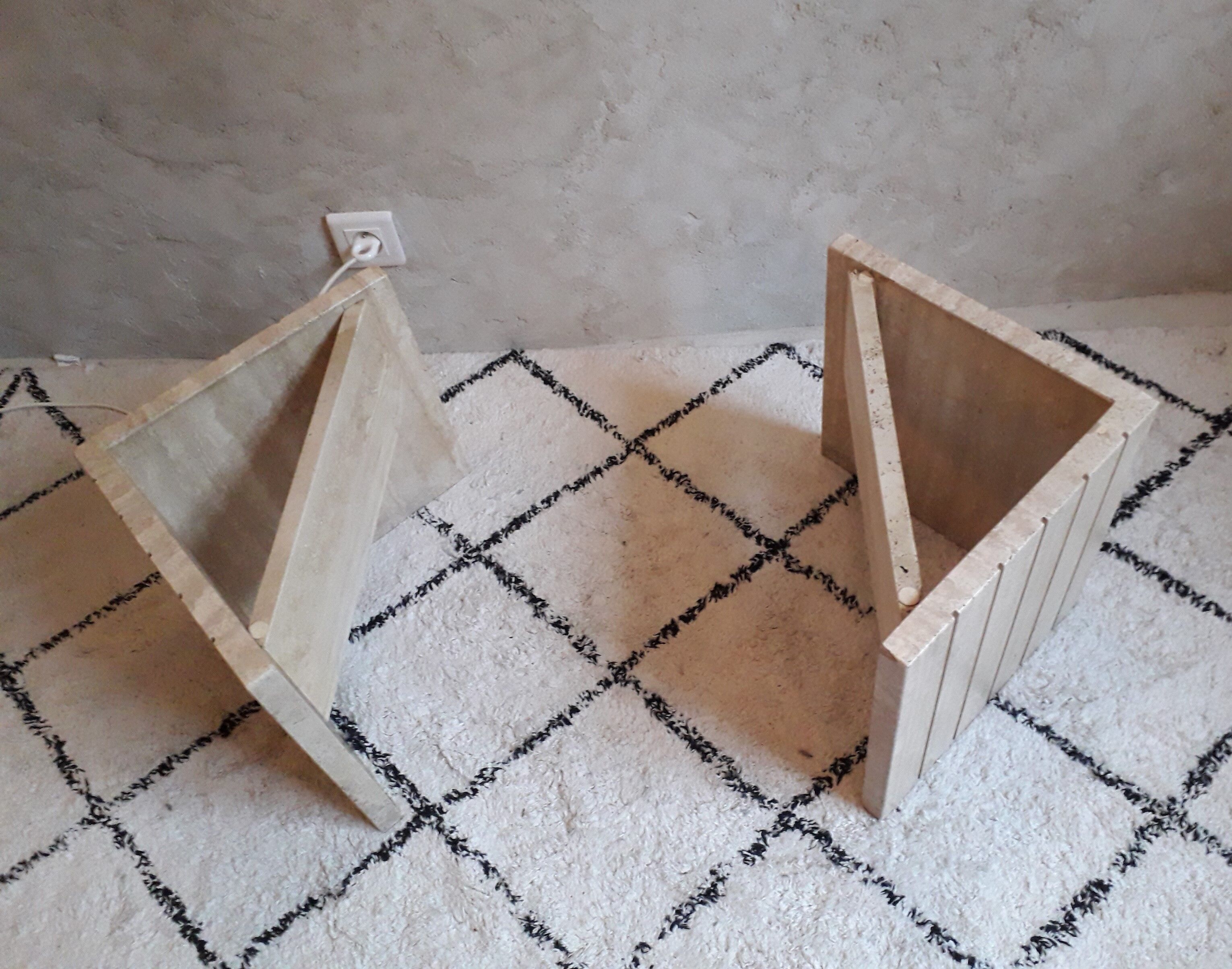 Coffee table in travertine