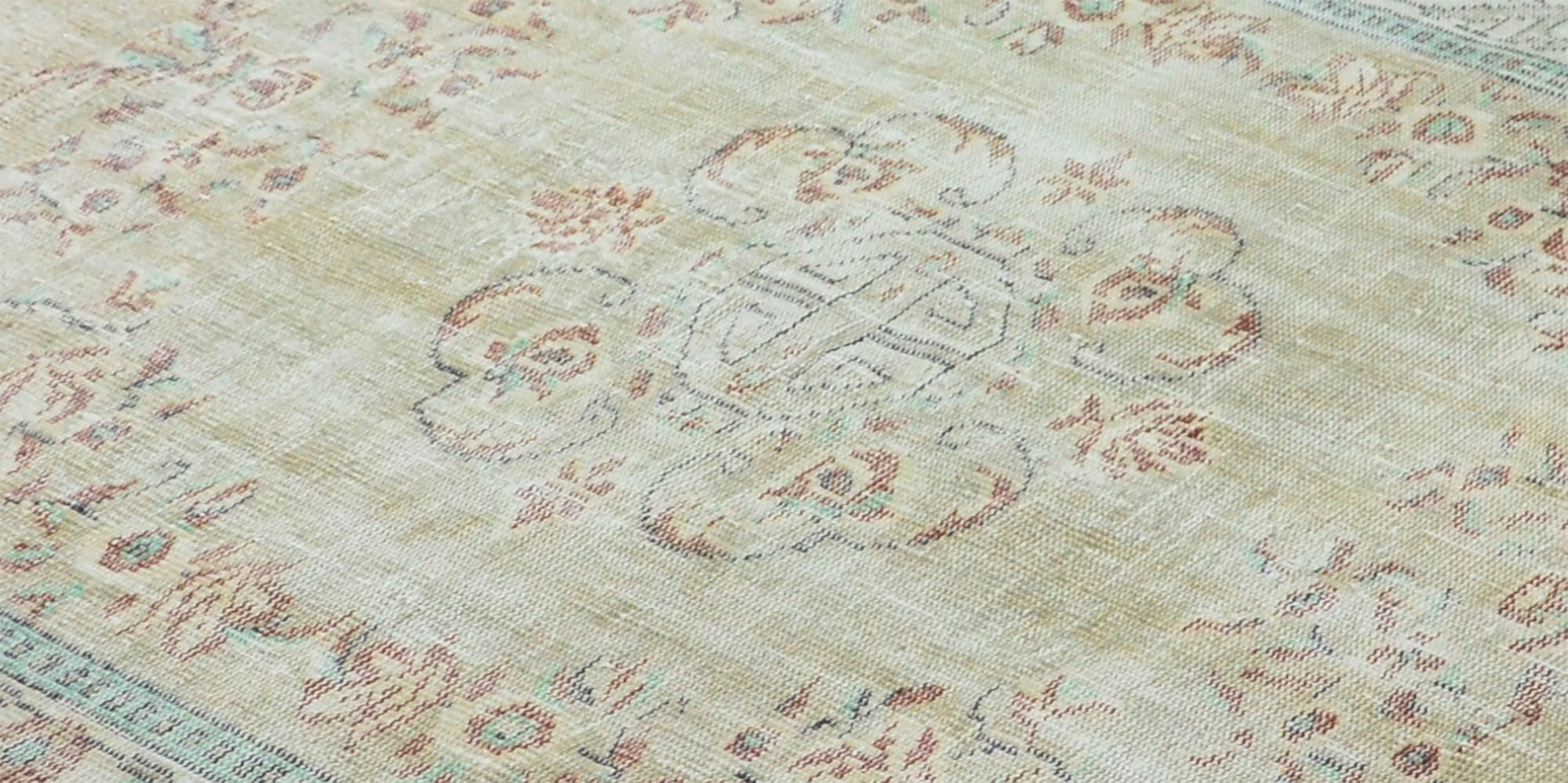 Anatolian handmade vintage rug 272 cm x 162 cm