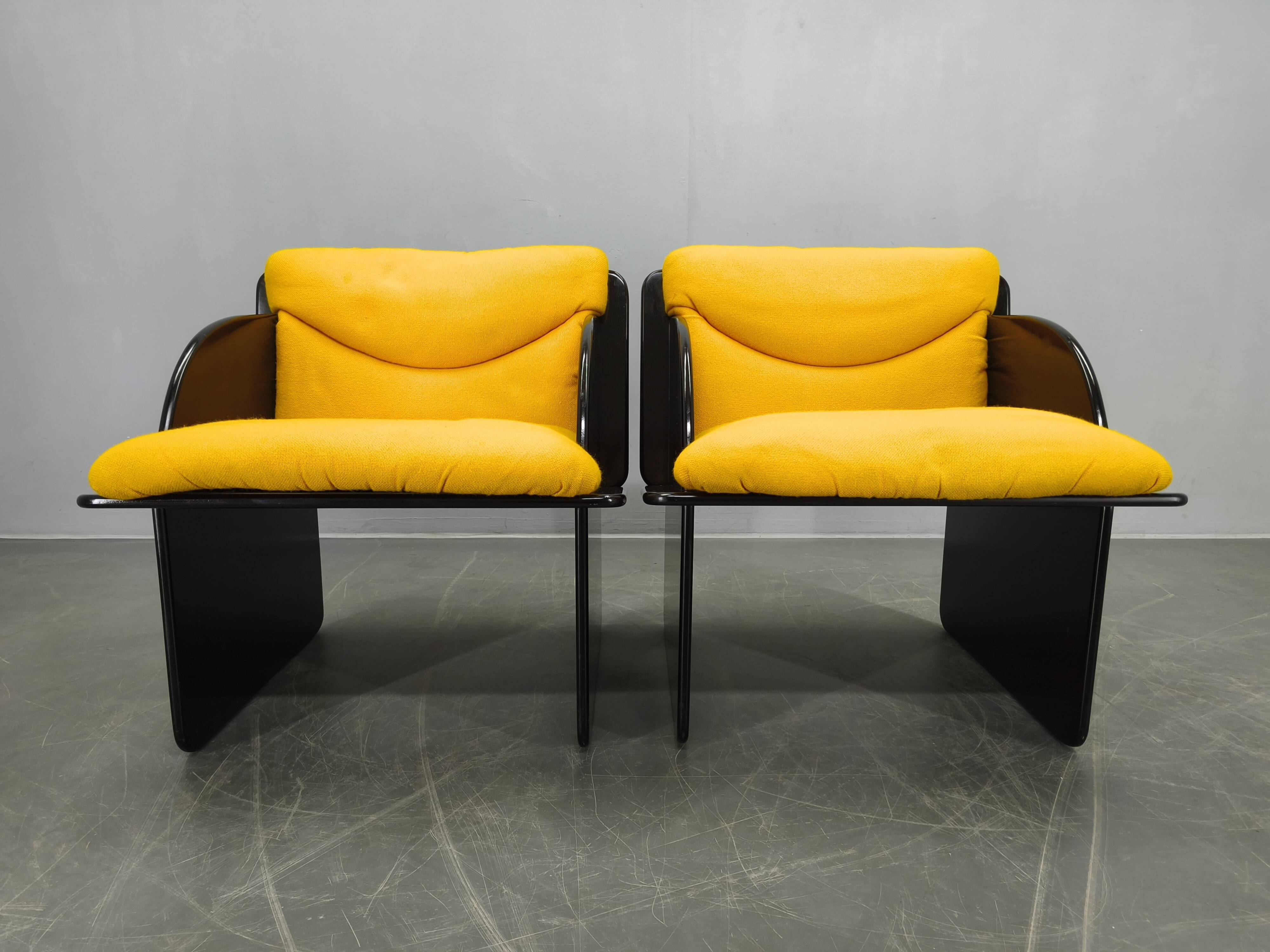 Pair of Italian Space Age Armchairs, Black Lacquer, 1970s