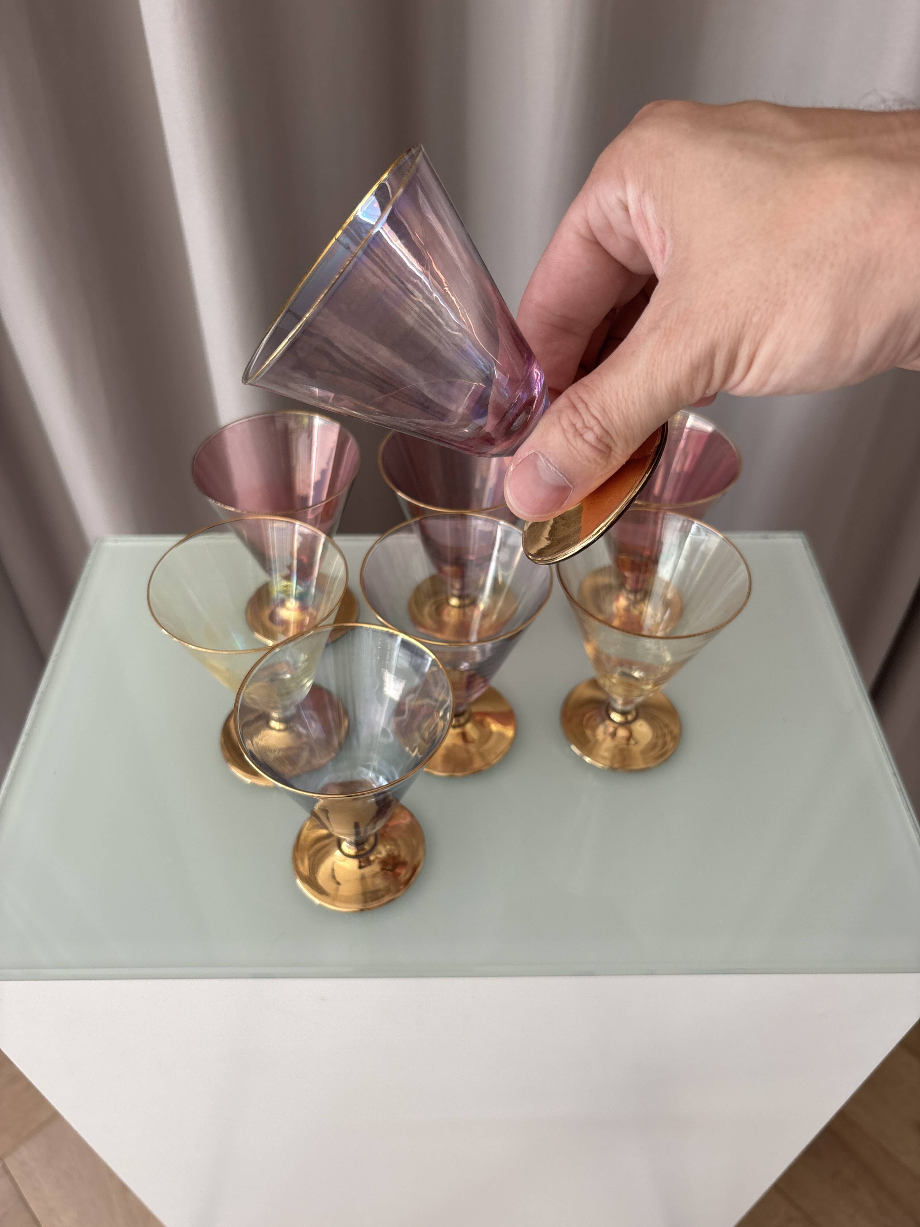 Set of 8 Vintage Italian Murano Style Cocktail Glasses – Gold Lustre – Mult