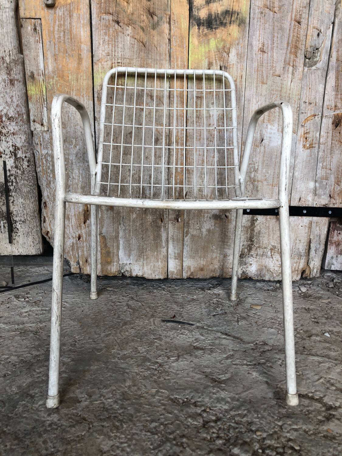 Ancien fauteuil emu rio metal blanc vintage