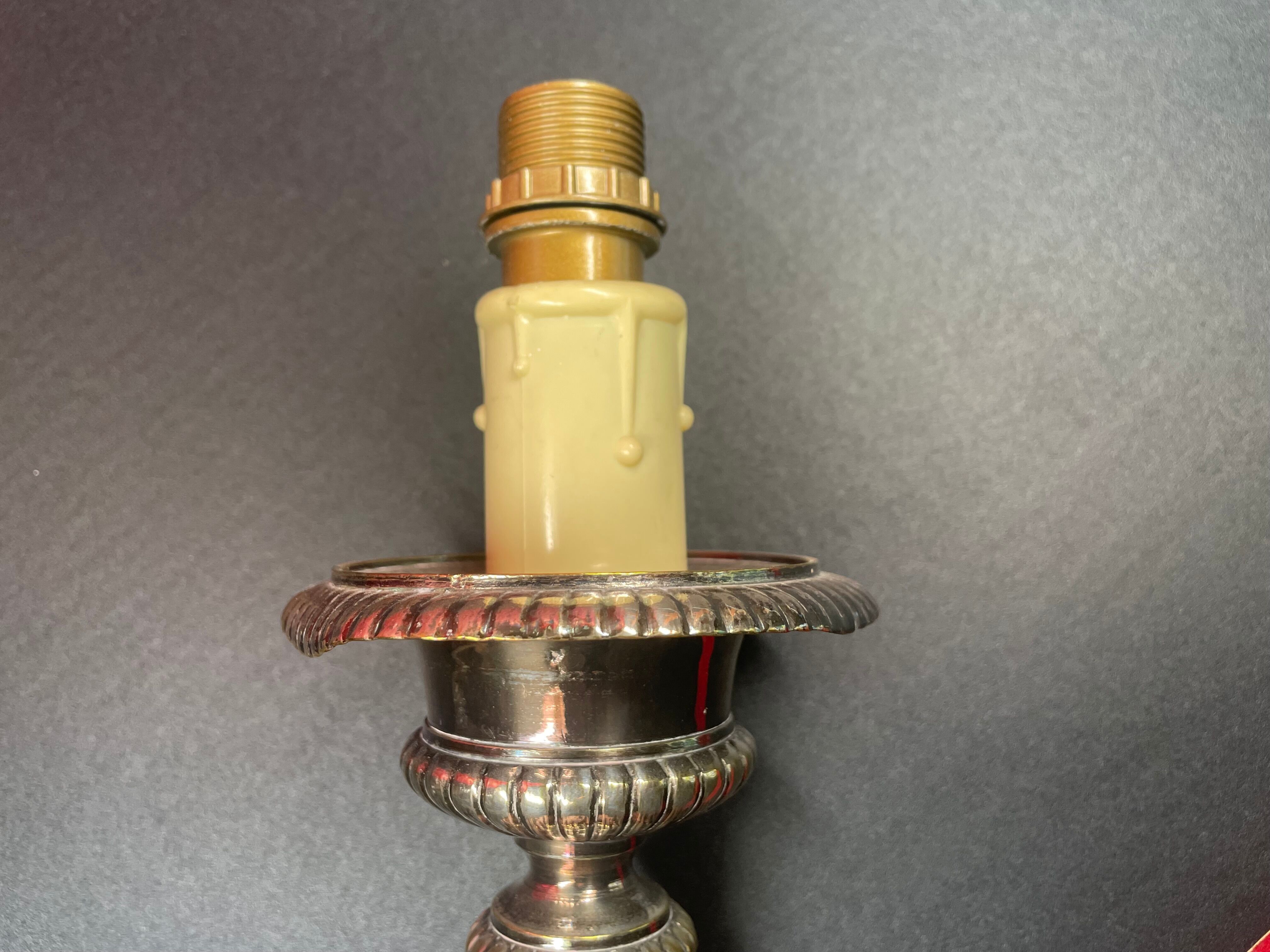 Lamp foot column regulates silver tripod foot