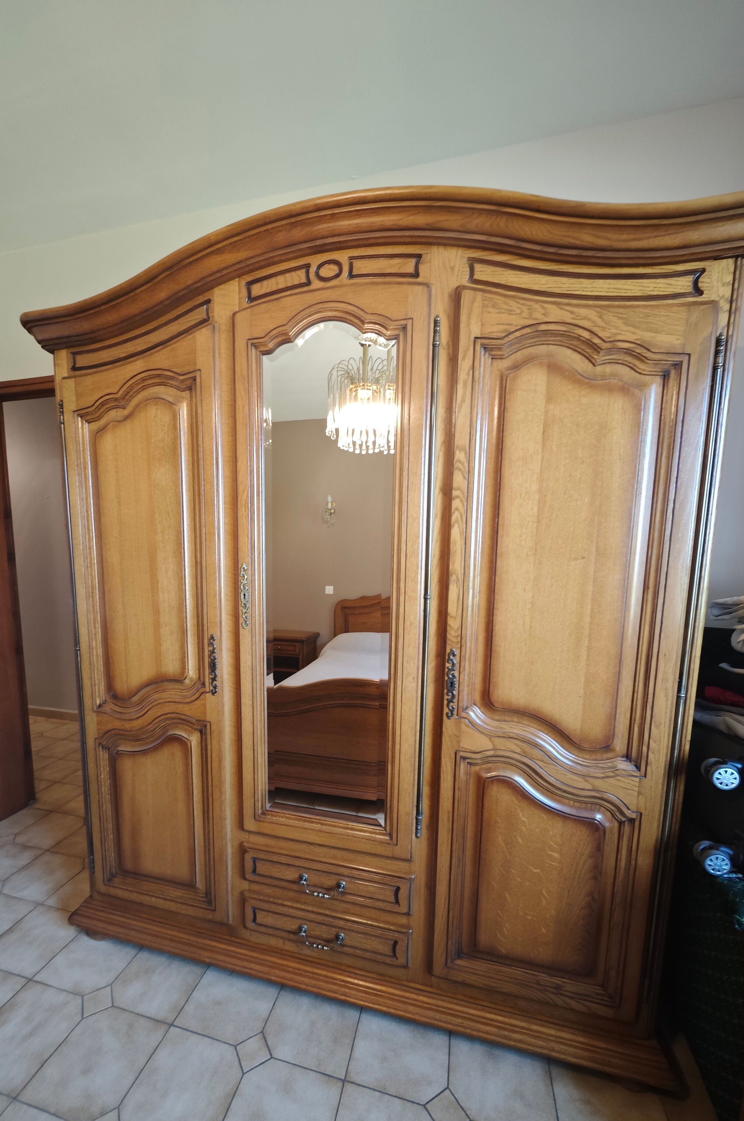 Solid oak wardrobe bed