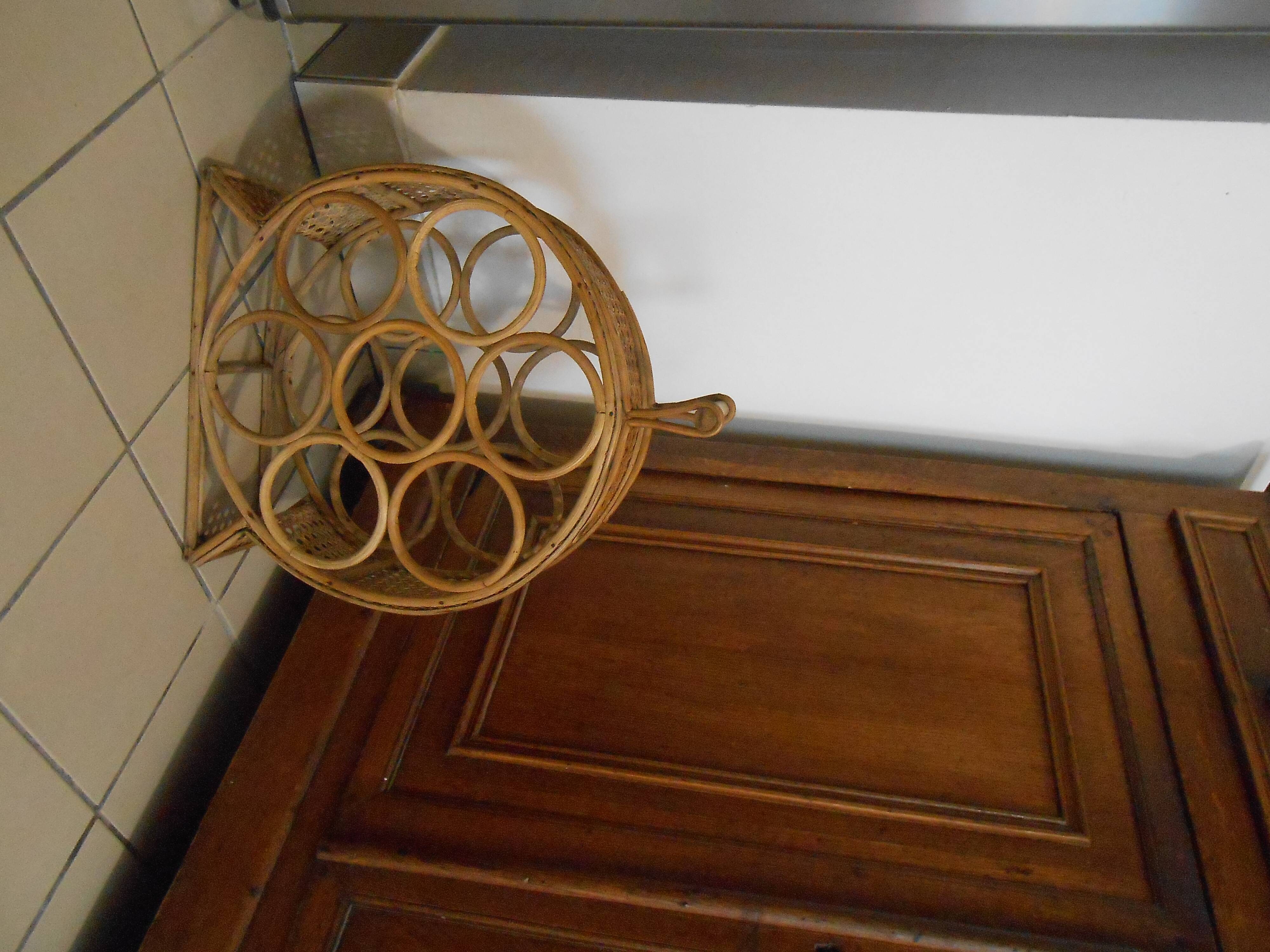 Rattan bottle holder