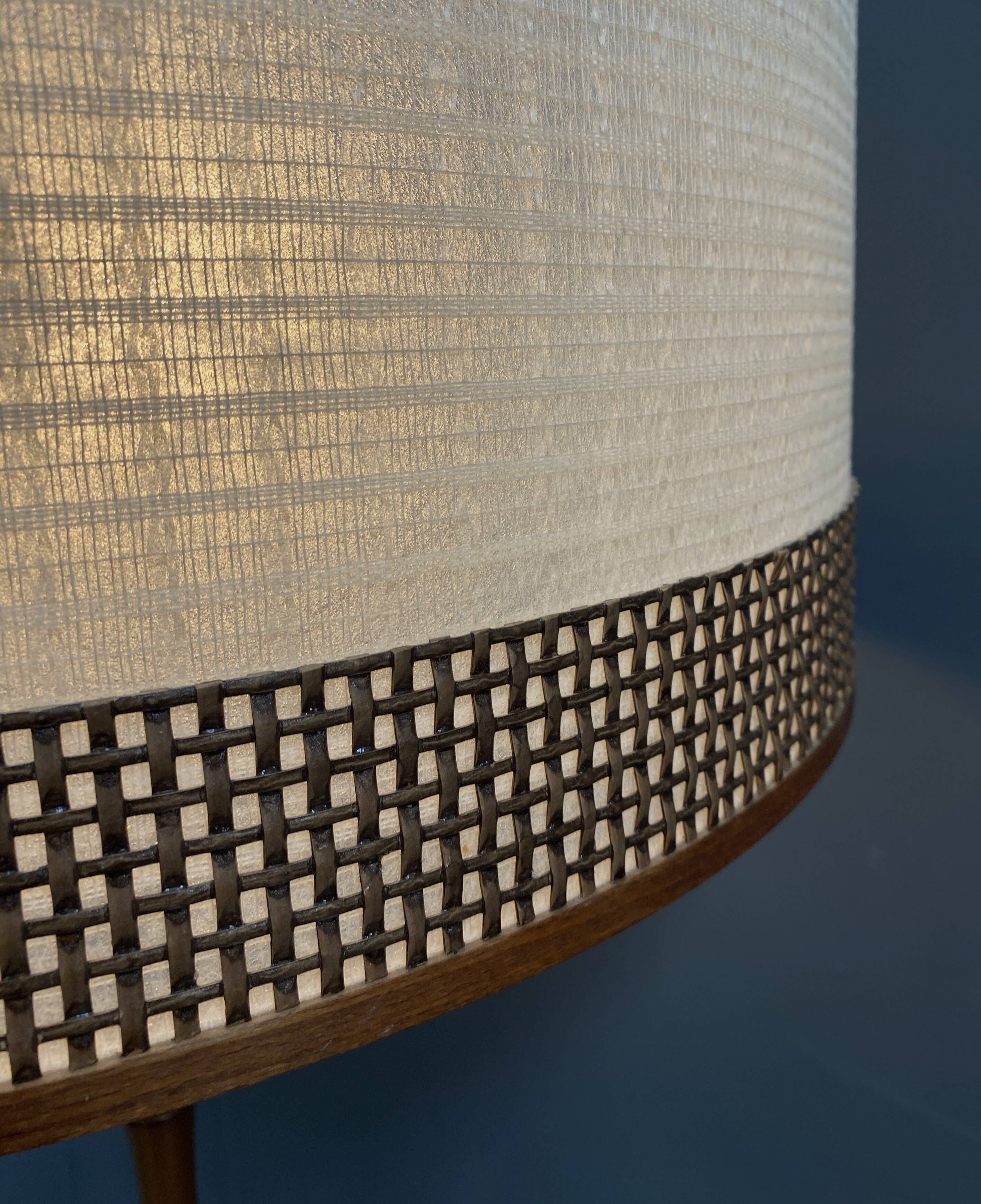 Bamboo-look floor lamp with large white shade