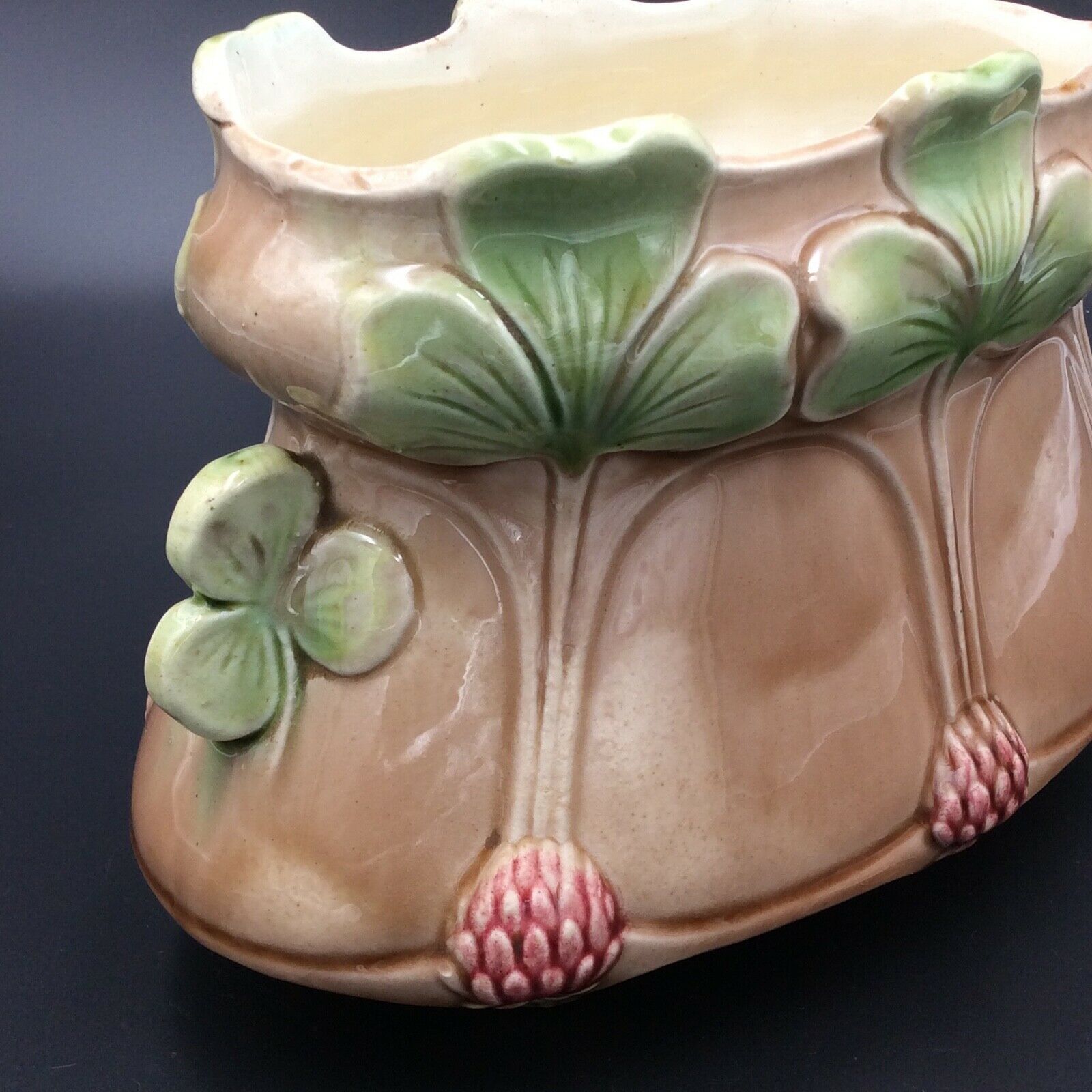 Gardener old art nouveau earthenware slurry decorated with clover n° 272