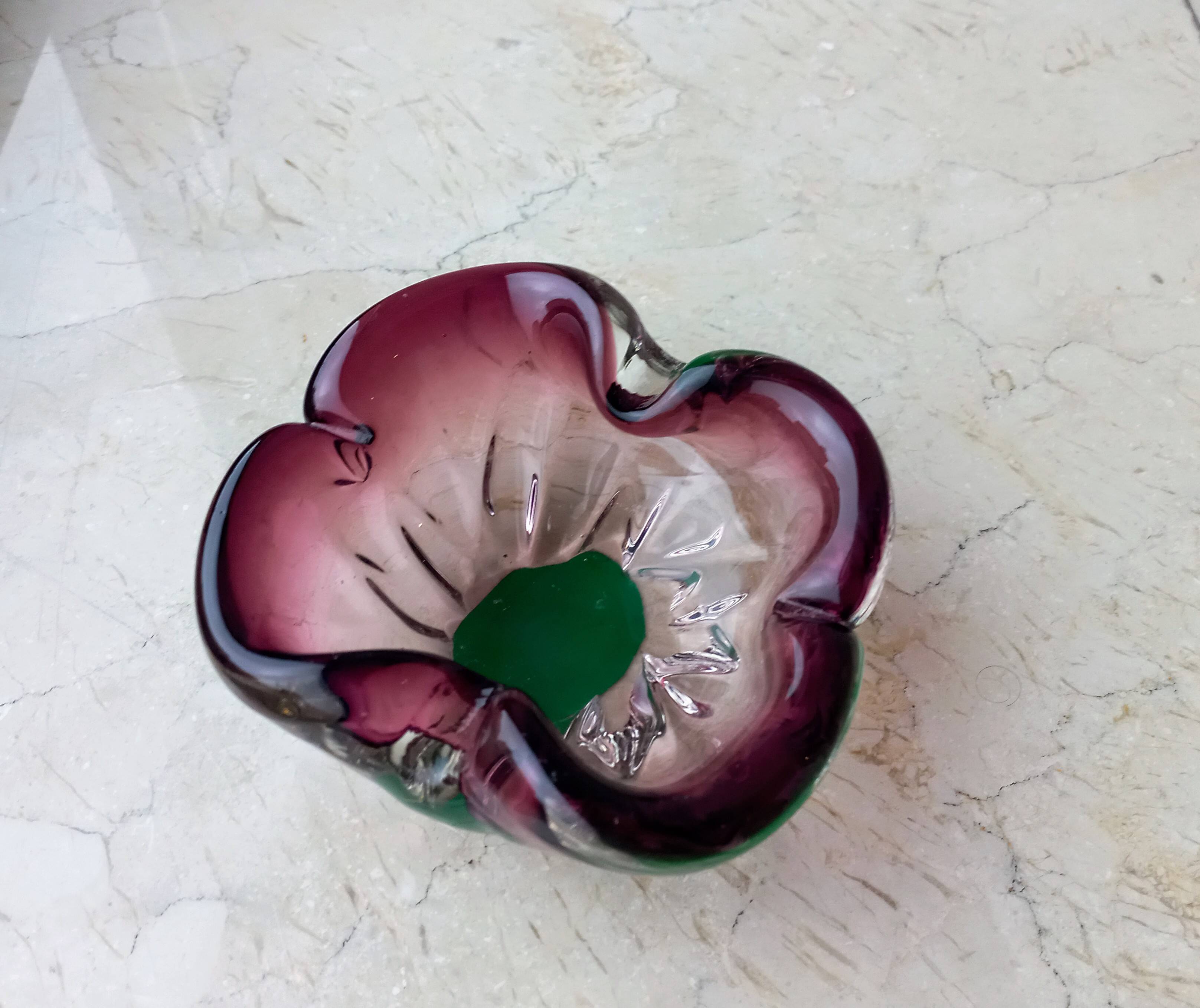 Cendrier en verre de Murano