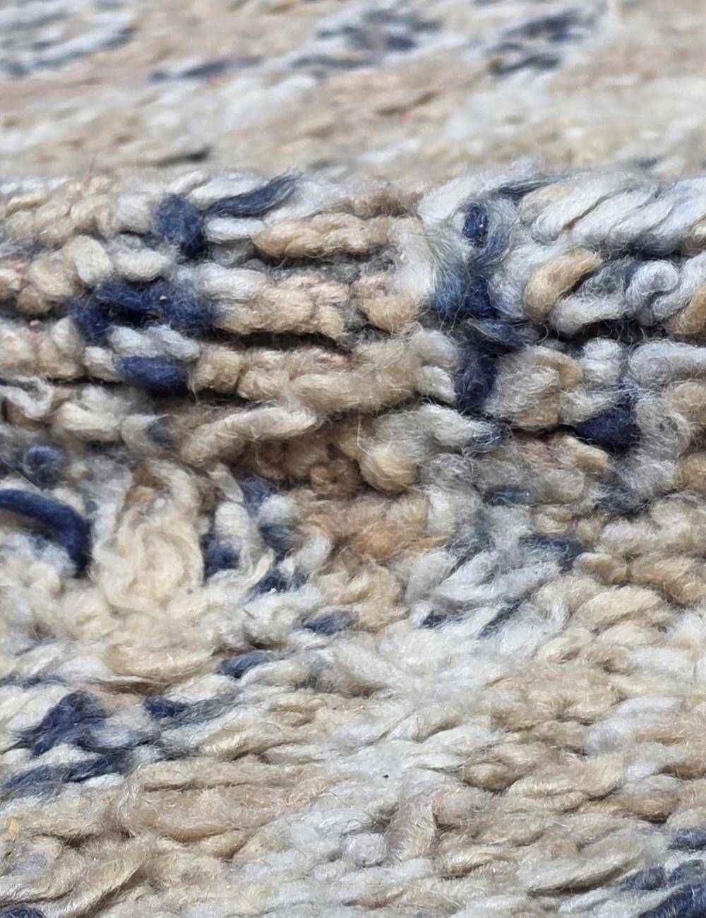 Vintage Beni M'Guild Rug - 300 x 218 cm