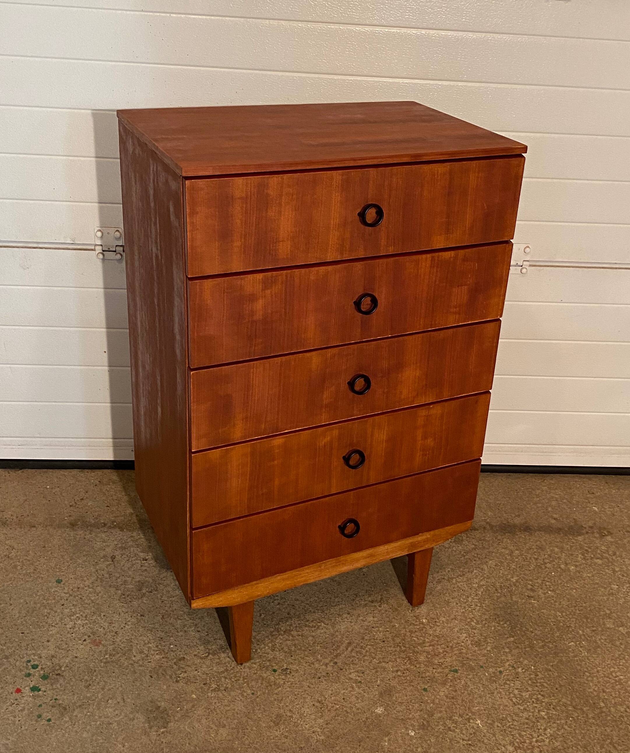 Vintage chest of drawers/weekly organizer