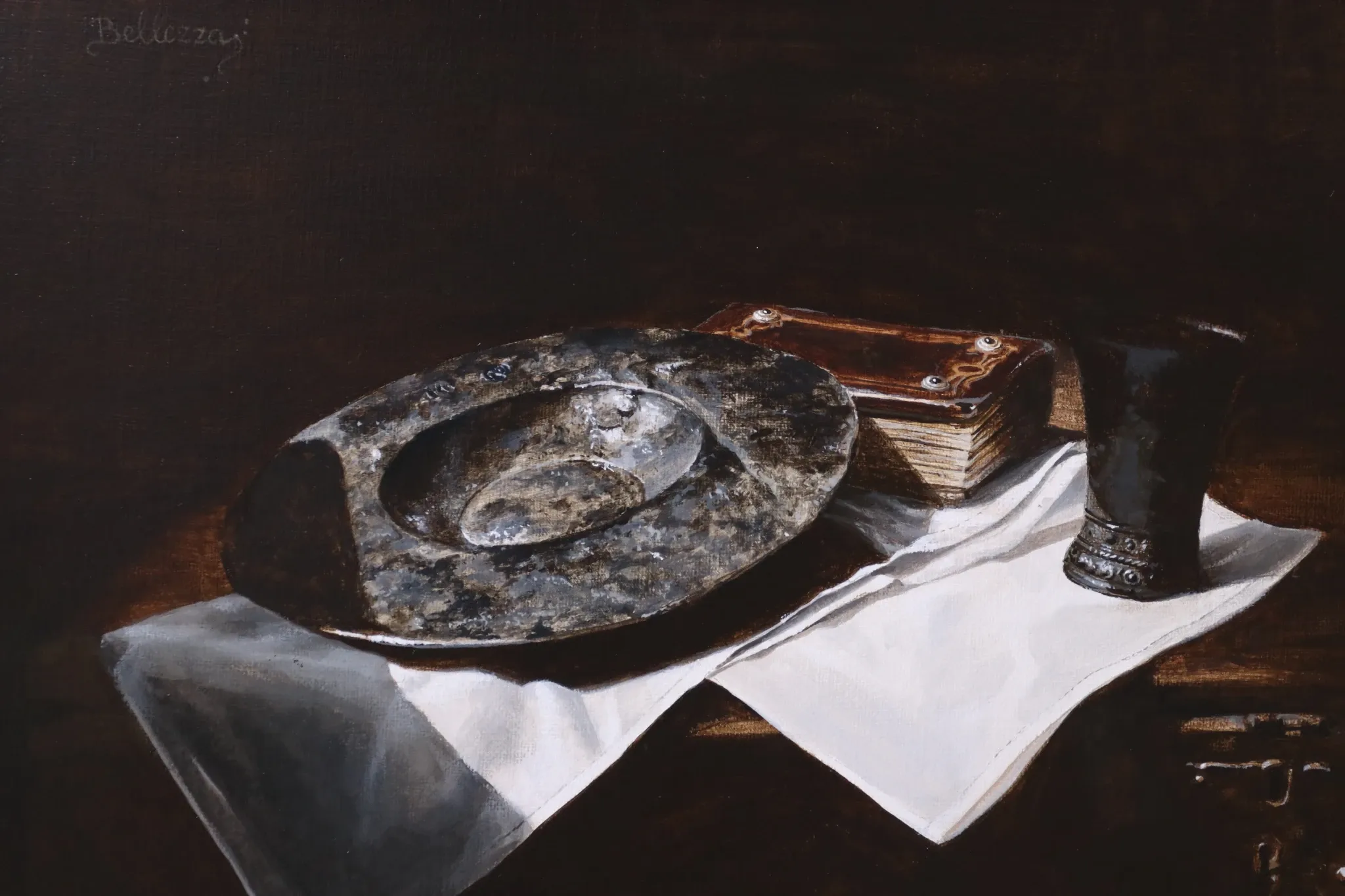 Still life with pewter dish, book and beaker – Marjolein van den Berg