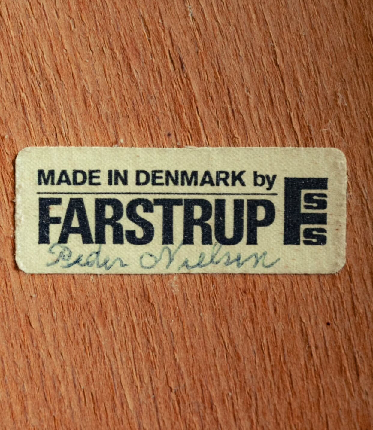 Lot 6 chaises Farstrup 210