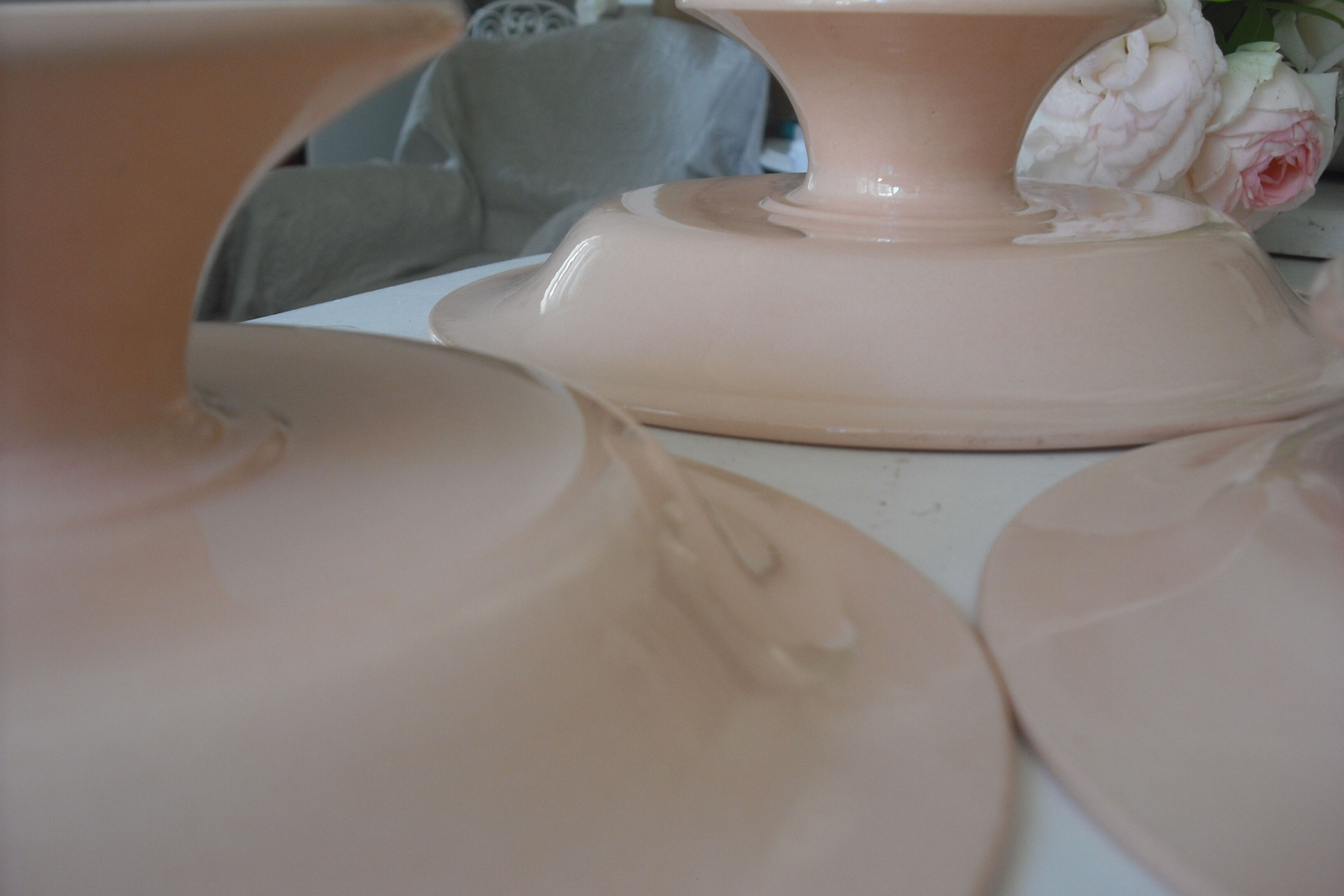 3 cake dishes on feet 7.5 top / 22 larg