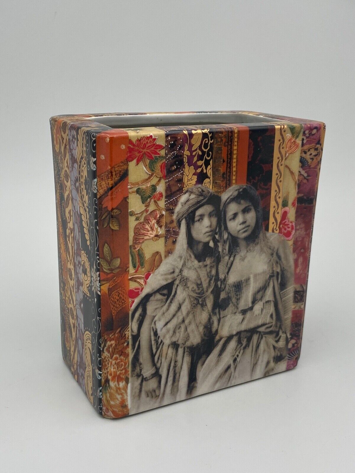 CERAMIC VASE BY NATASHA FARINA PARIS DECOR ORIENTAL XXEME