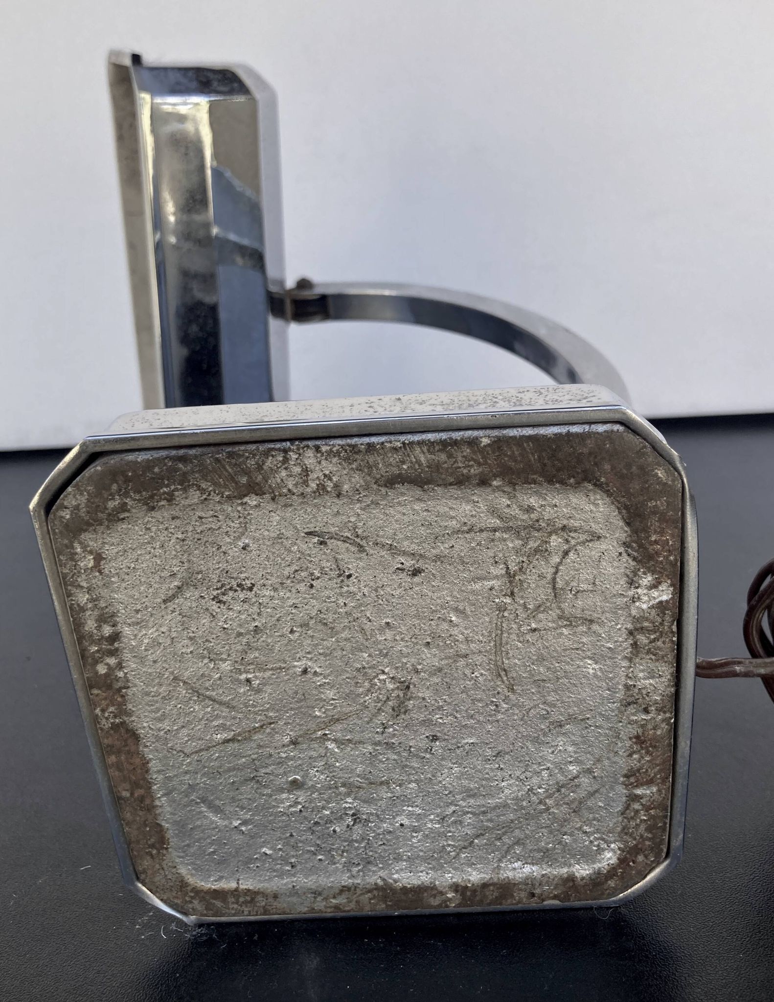 Petite lampe Pirouett Art Déco pied chromé