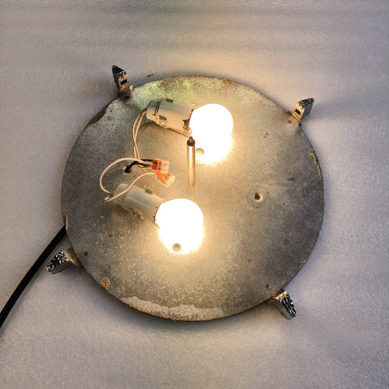 Ceiling light