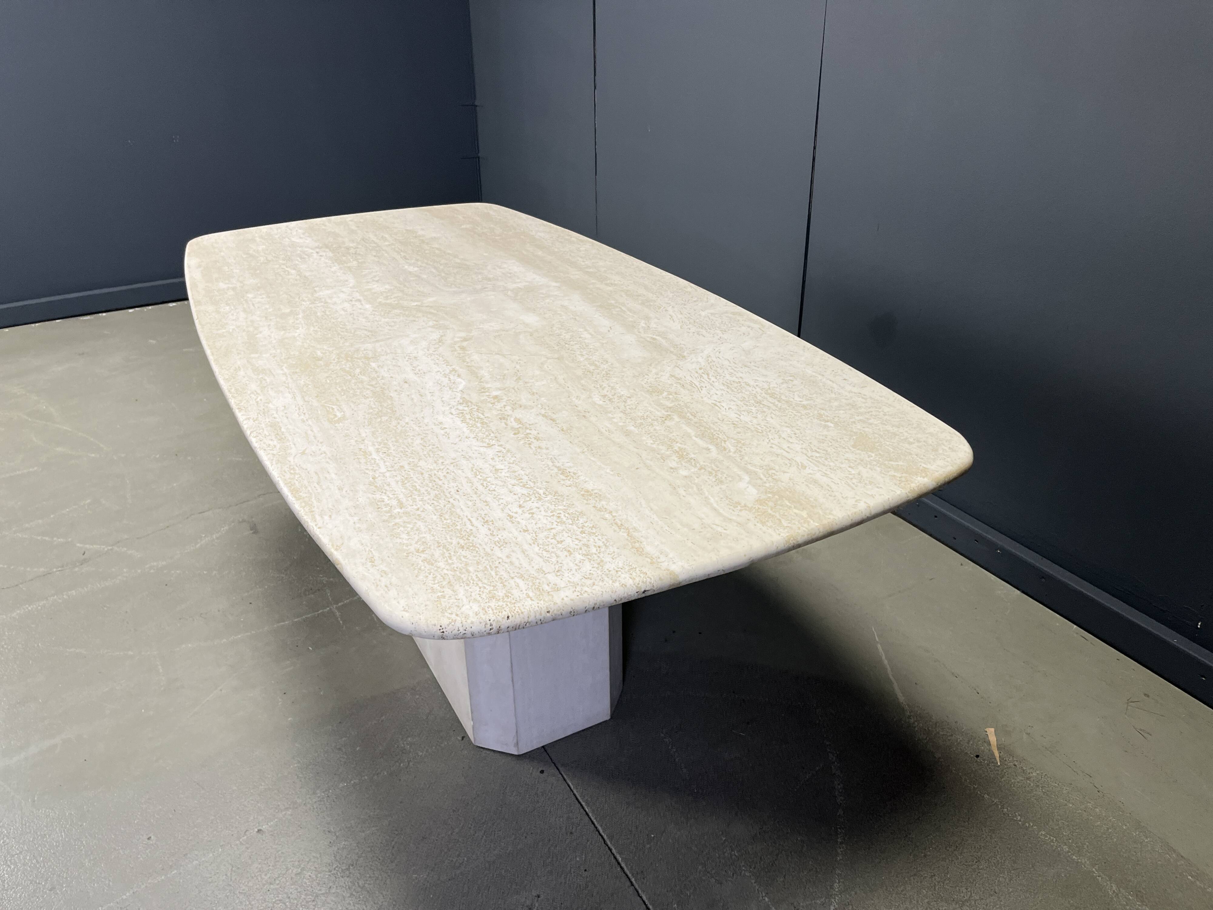 Table à manger vintage en travertin, 1970