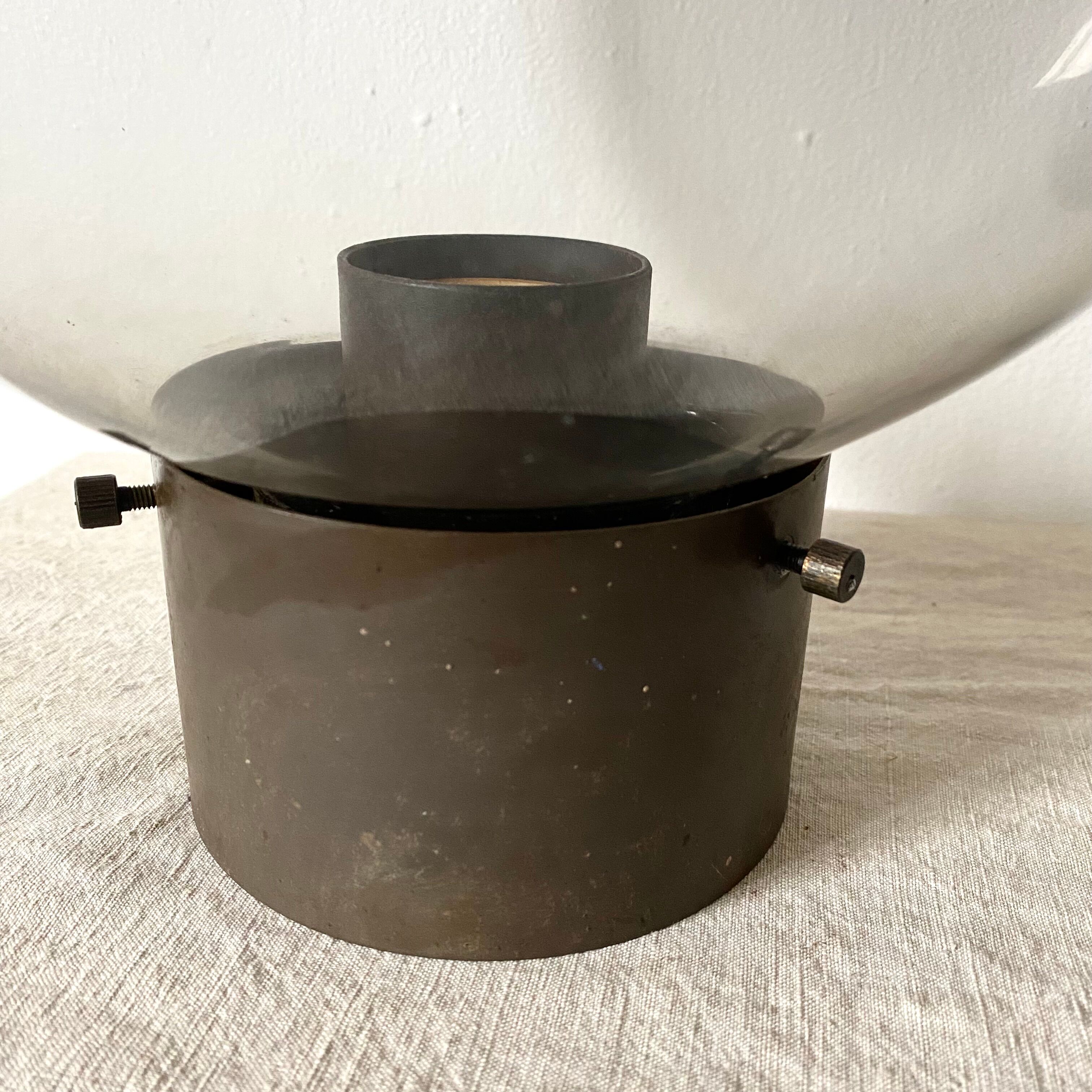 Plafonniers vintage globes en verre fumé