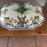 Soup set and its tray in polychrome earthenware of Gien decorated by hand