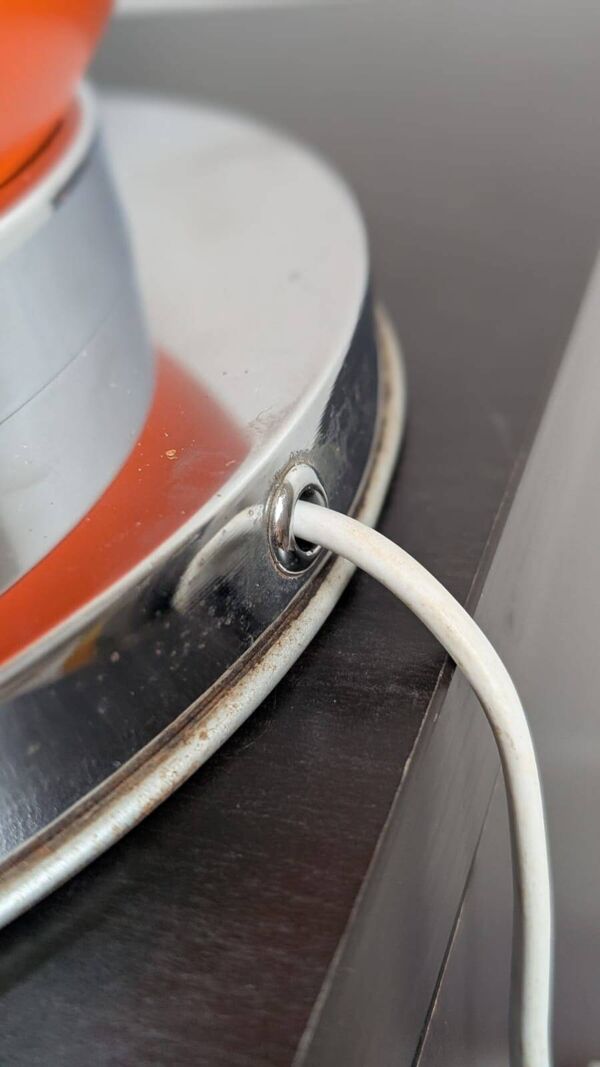 Pied de lampe ''Monteuse'' Delmas