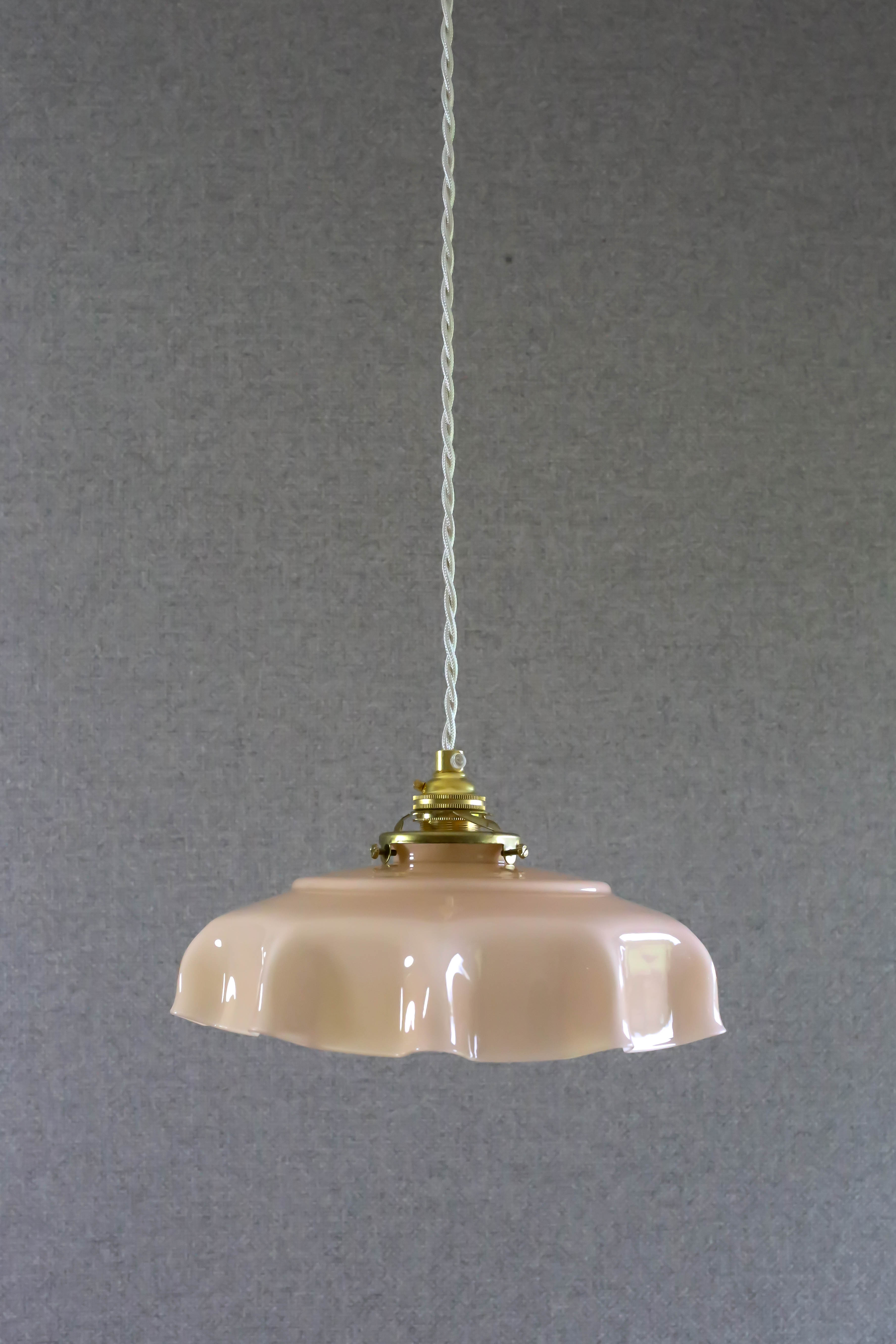 Pale pink opaline hanging lamp delivered with cable and new brass socket