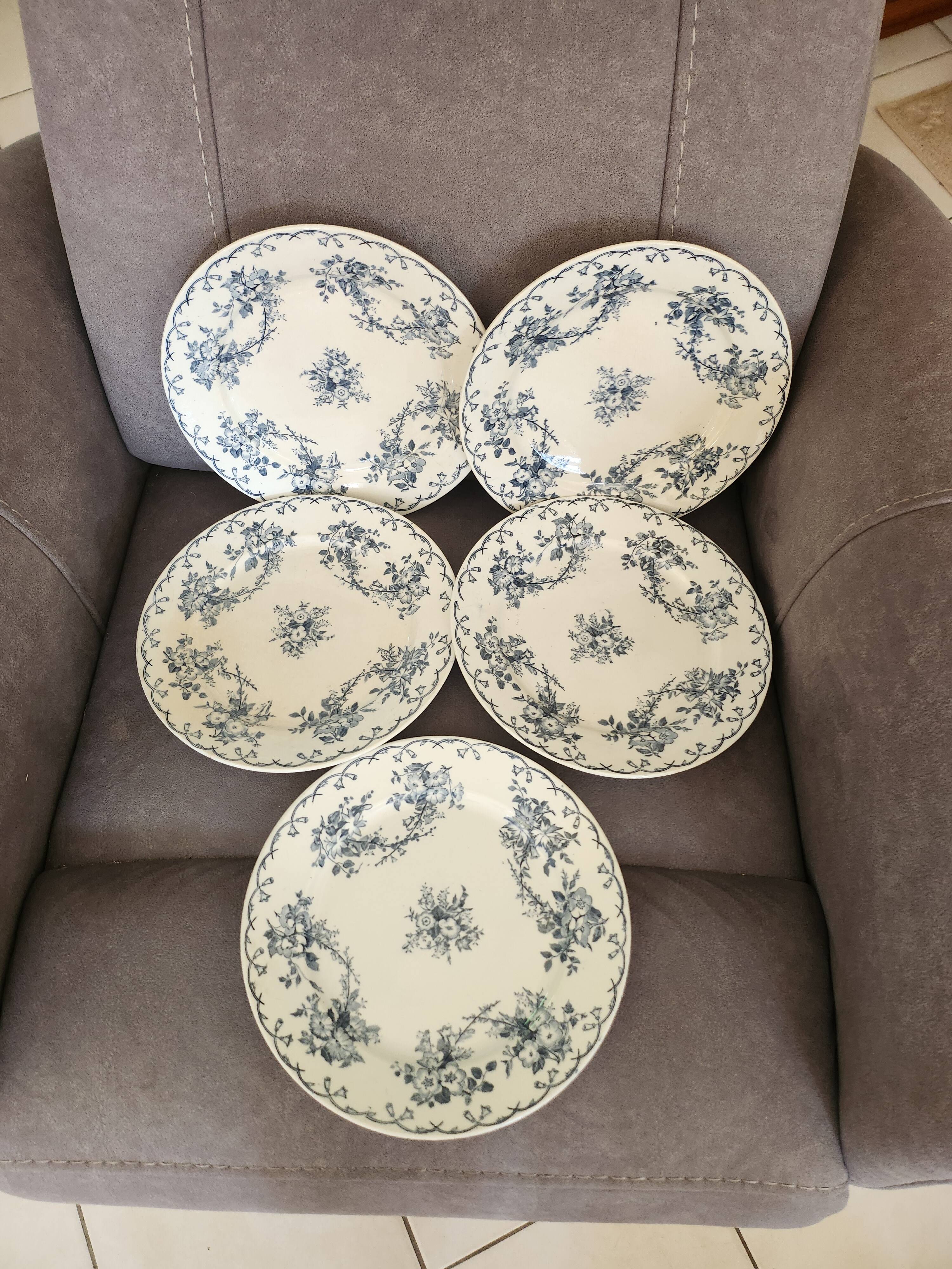 Set of 6 Sarreguemines plates, Bertha model