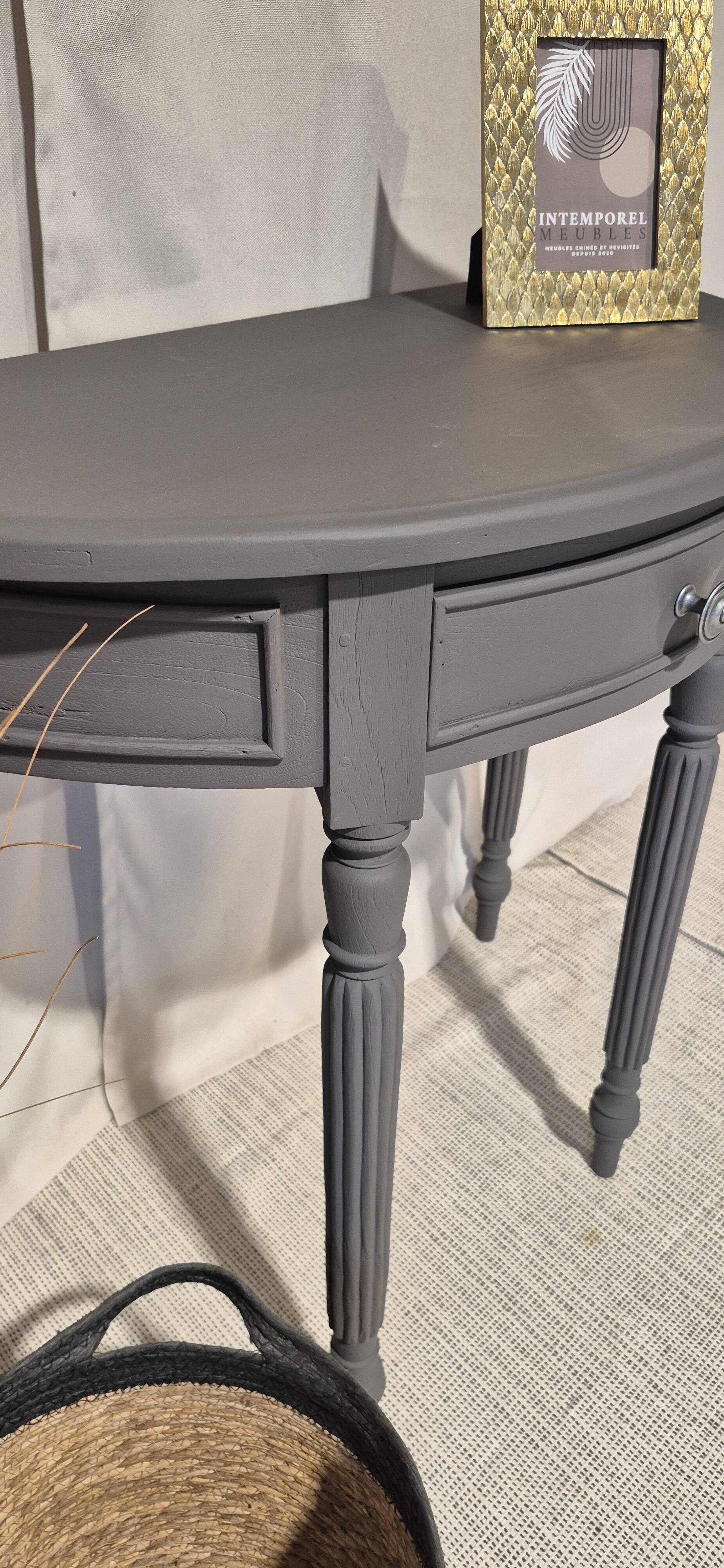 Console Louis XVI