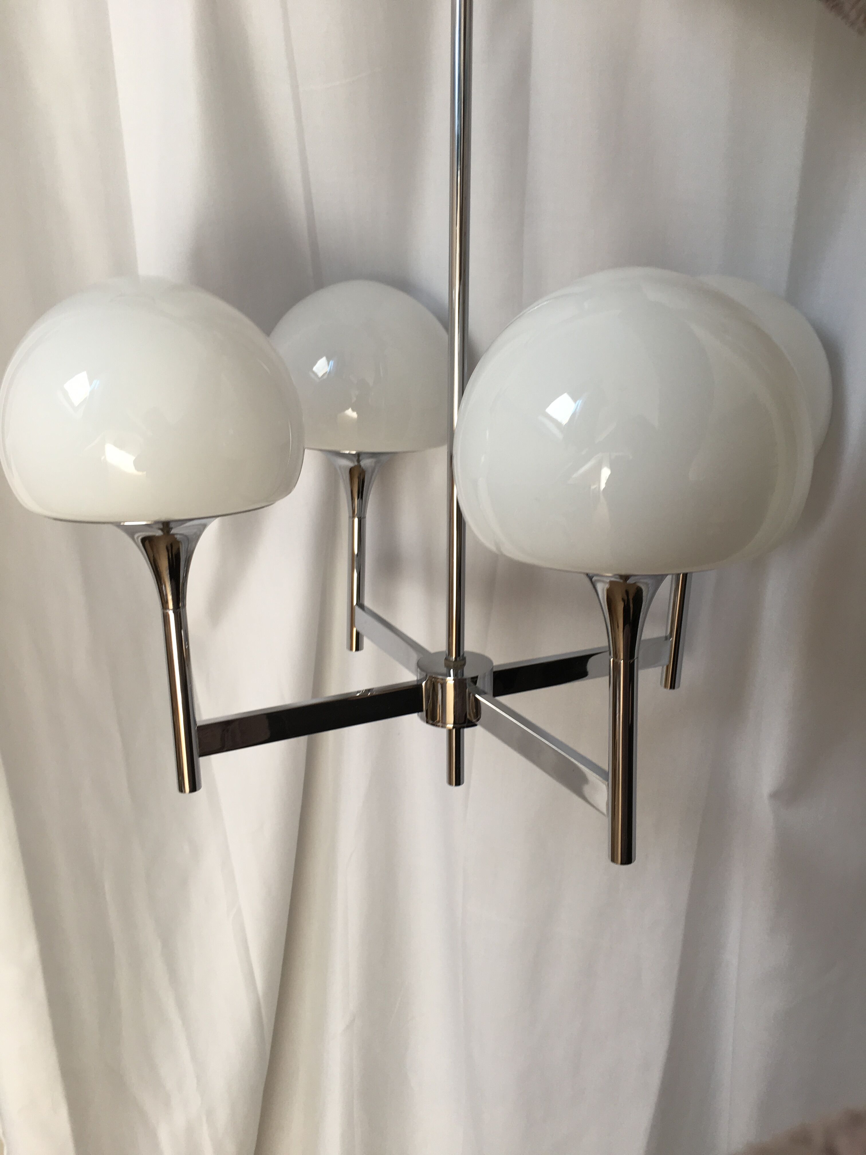 Gloss chrome and opaline 4 arm years 70/80