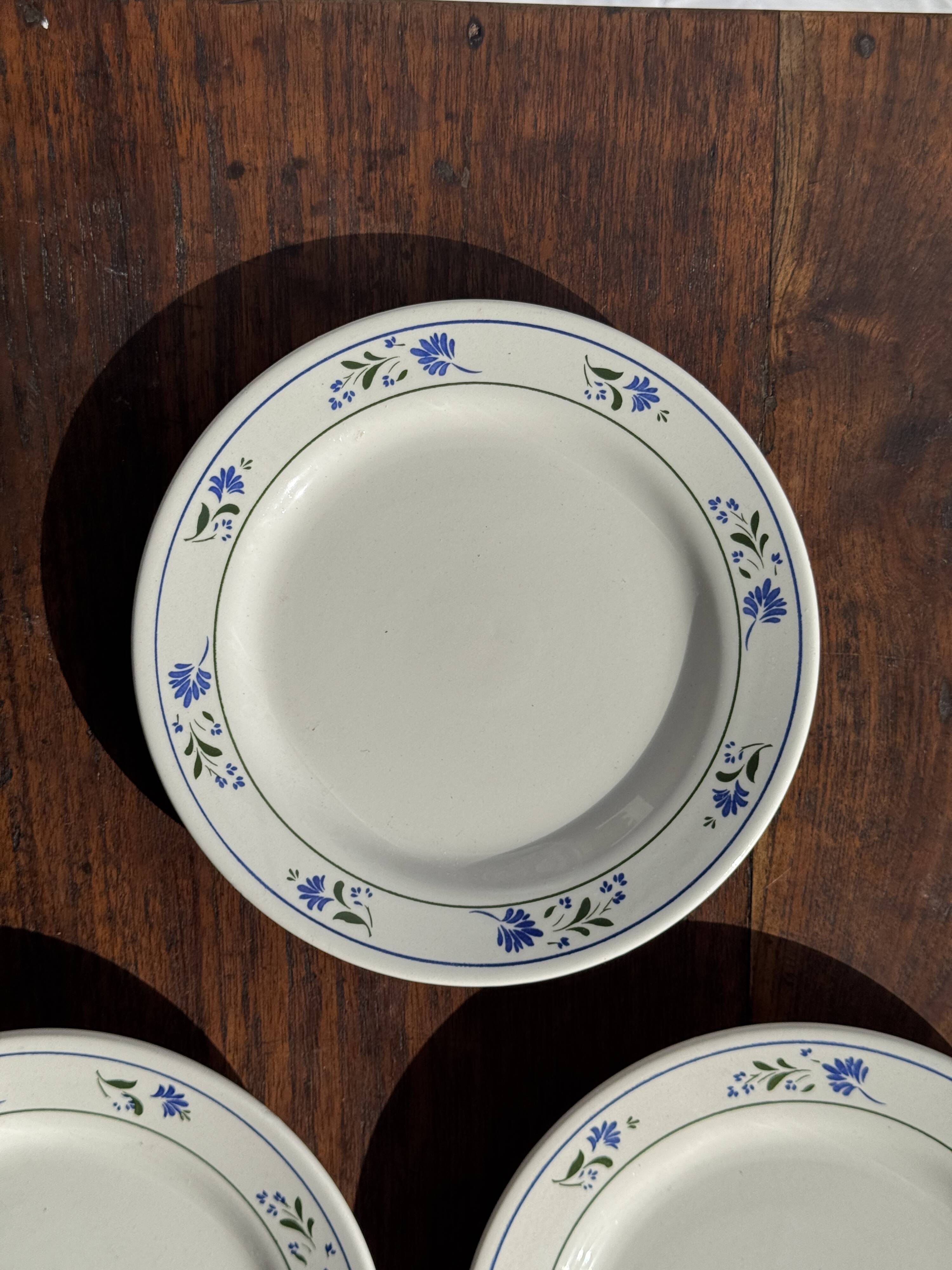 Lot de 3 petites assiettes à dessert frise de fleurs bleues pas de marque