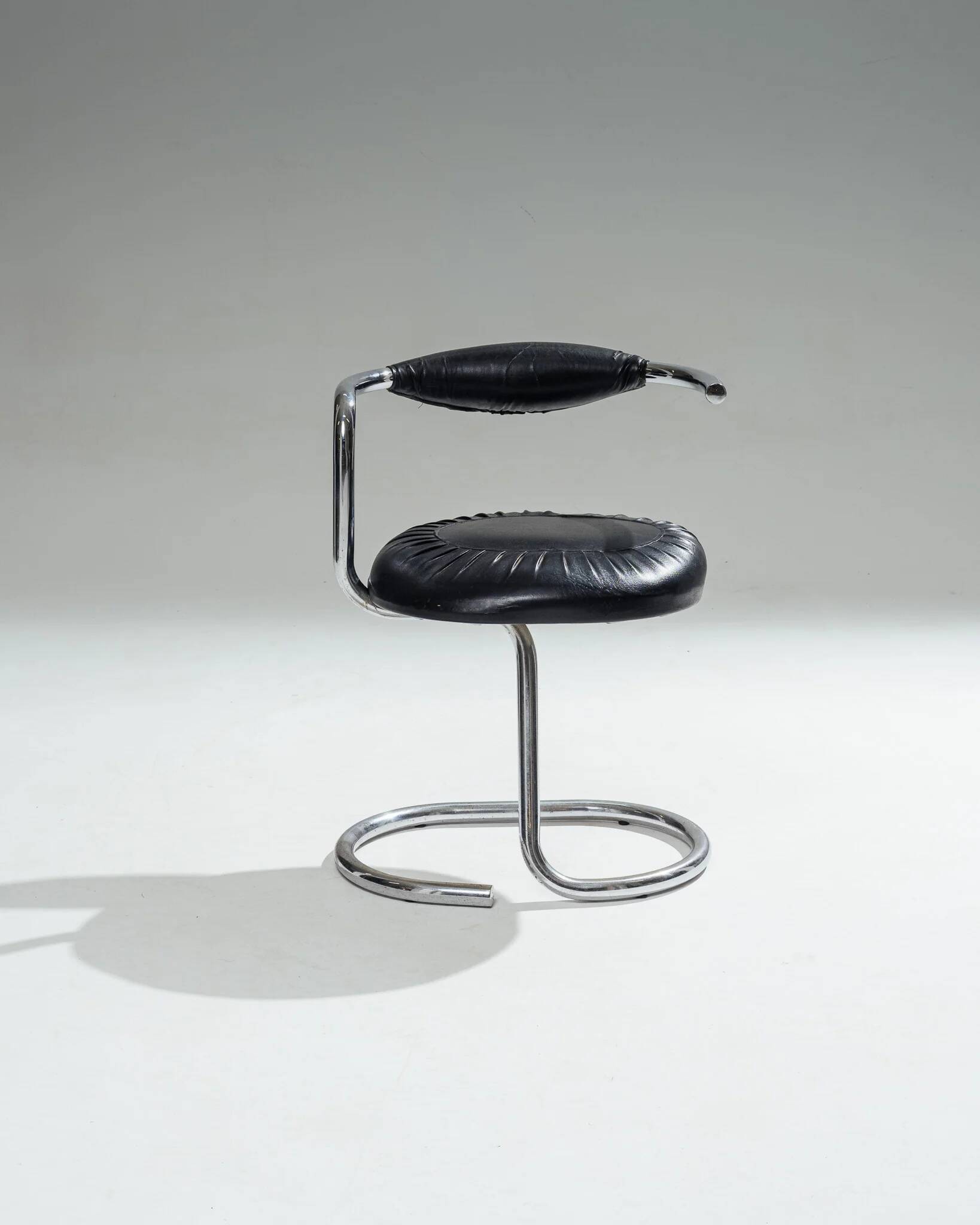 'Cobra' chair, Giotto Stoppino, 1970s