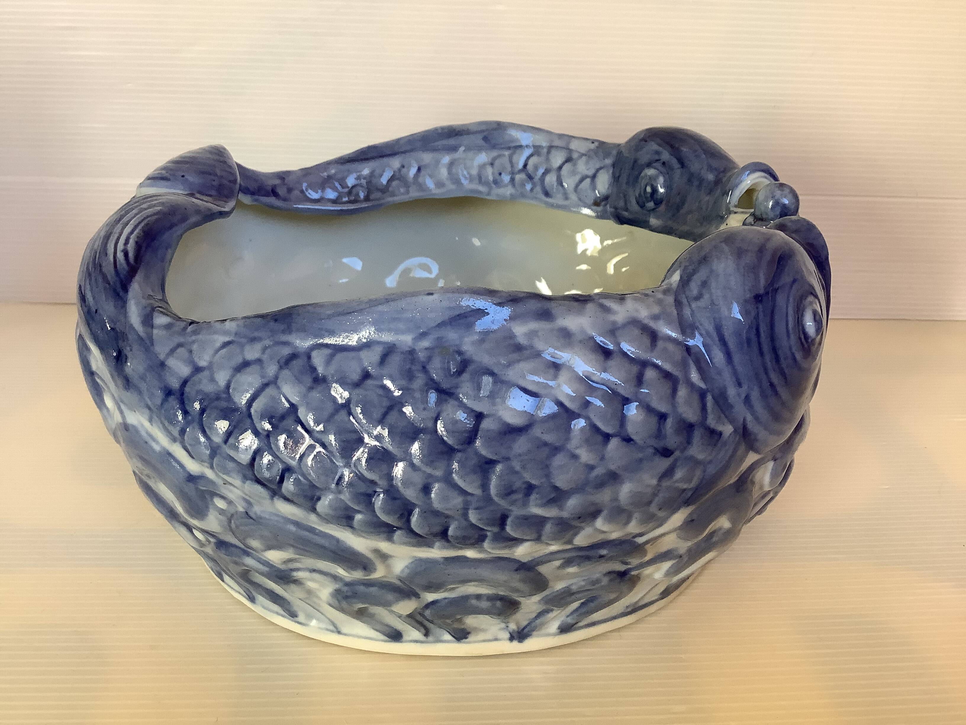 Chinese blue and white fish planter