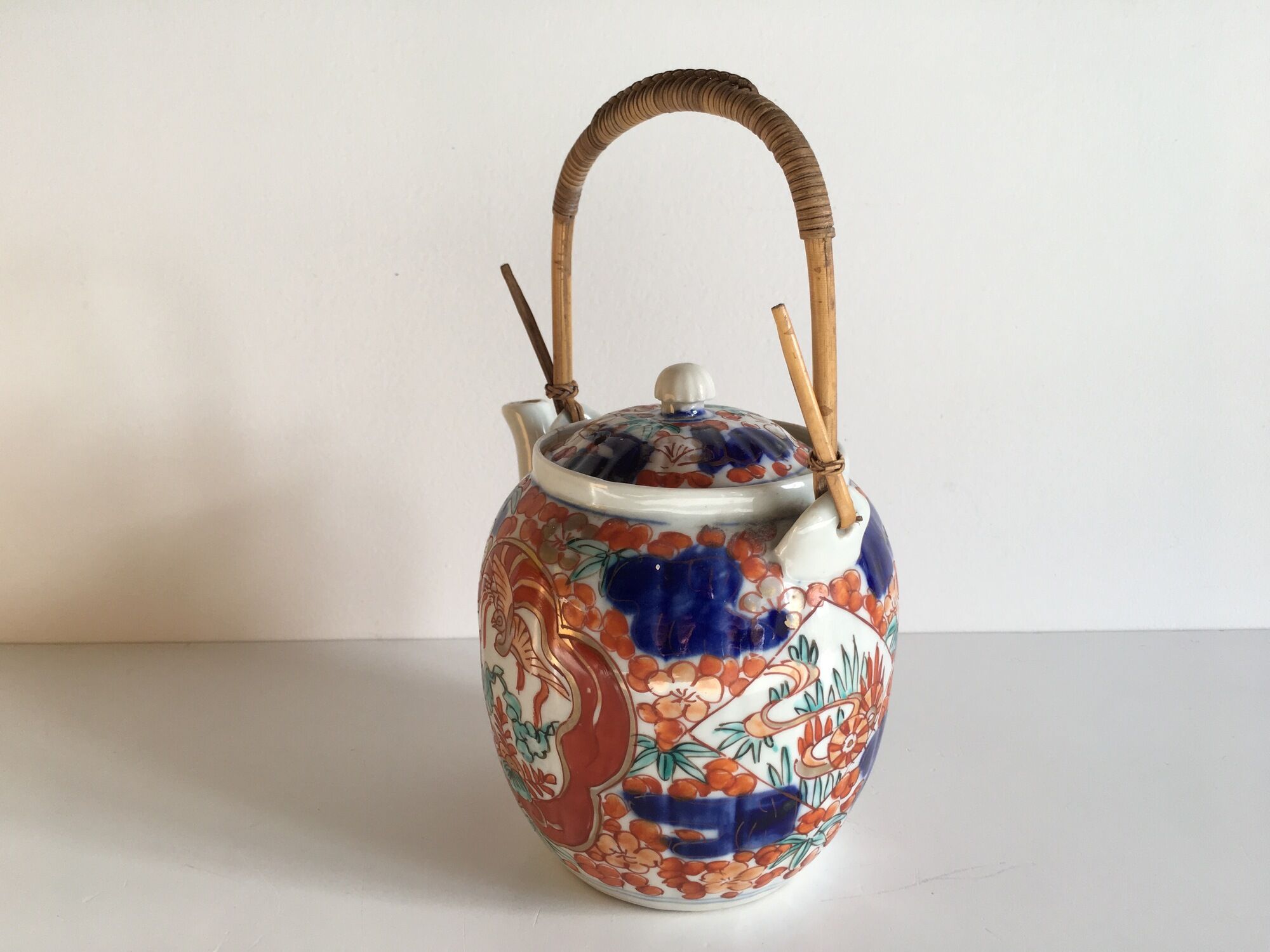 Théière japonaise porcelaine oiseaux à décor floral