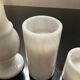 Trio de bougeoirs vintage en marbre blanc