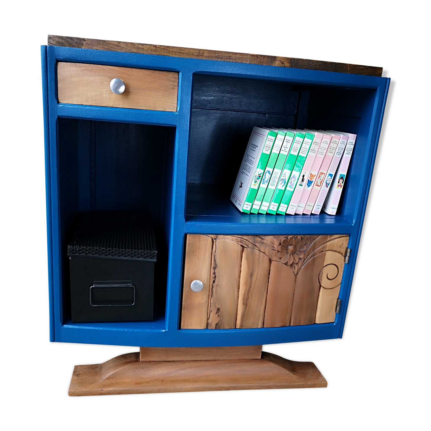 Bedside table
