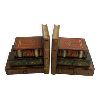 Pair of bookends (& secret boxes) in trompe l'oeil Stacked books