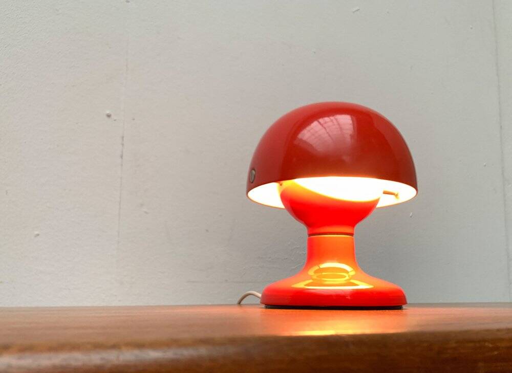 Mid-century space age Jucker table lamp by Afra & Tobia Scarpa for Flos, 1960s.