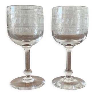 2 verres à vin blanc anciens en cristal frise gravé XIXe