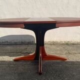 Vintage extendable Scandinavian table