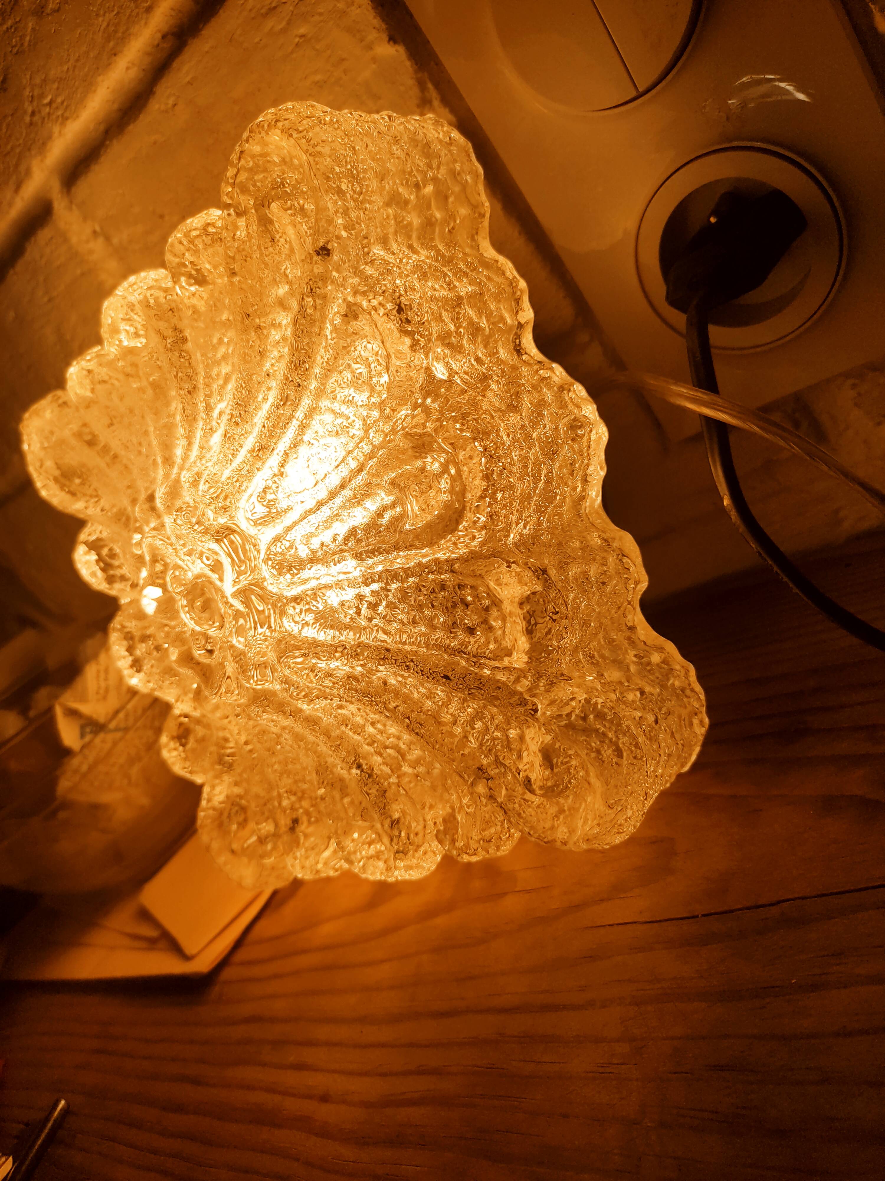 Textured glass ceiling lamp