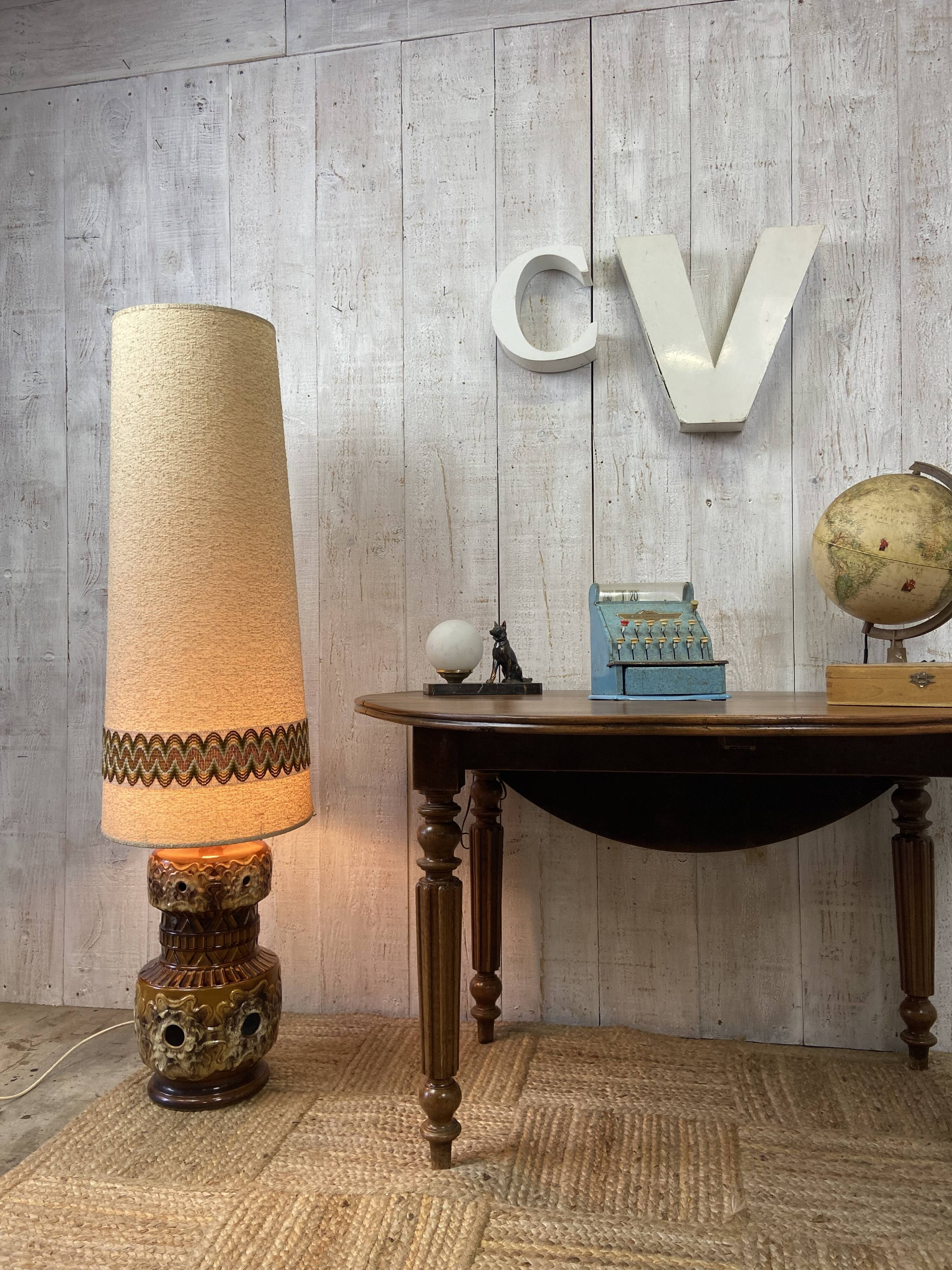 Country-style drop-leaf table