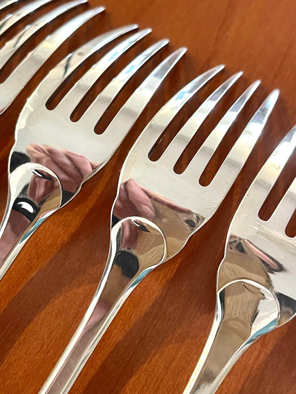 Christofle Cluny model fish cutlery, 12 forks, 12 knives, very good condition