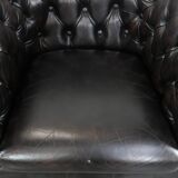 Dark luxury cowhide Chesterfield club armchair in English style