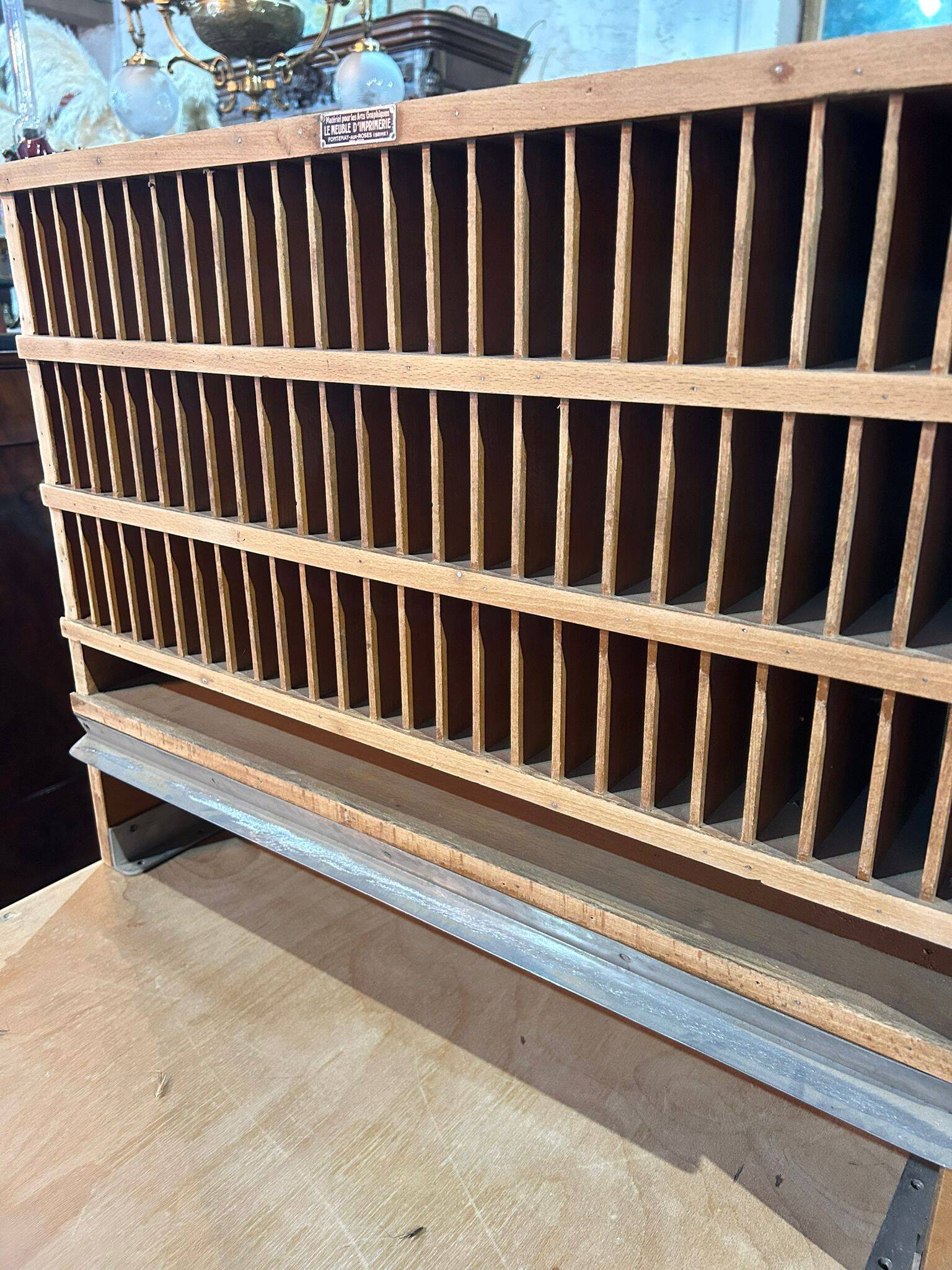 Trade furniture with printing lockers