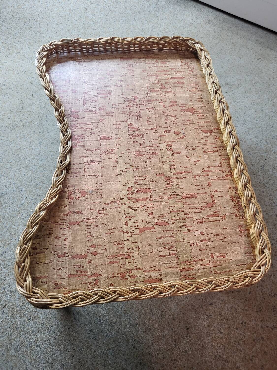 Plateau sur pieds rotin